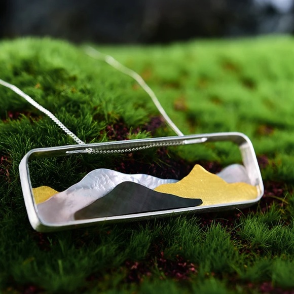 🎁 925 Silver Artisan Handmade Mother of Pearl The Zenaide Mountain Necklace - Picture 6 of 8